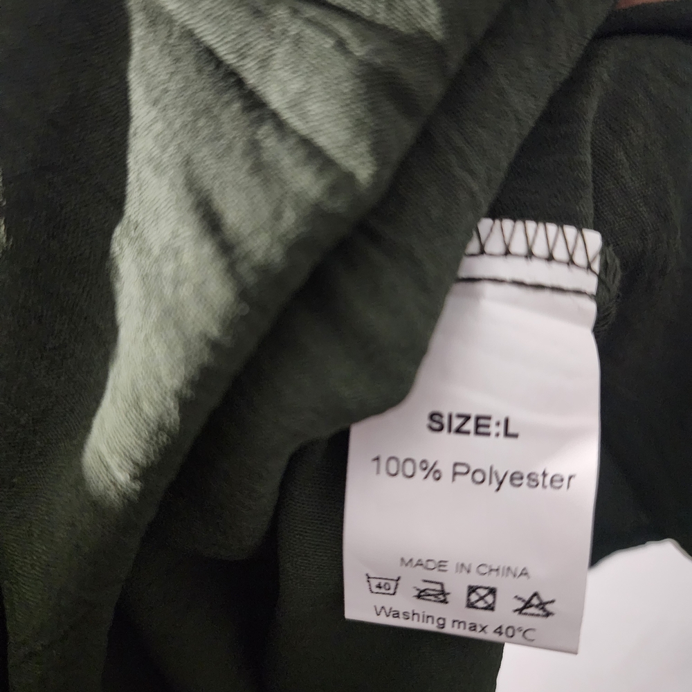 Elegant Black and Green Ruffle Sleeve Tops - Picture 11 of 11